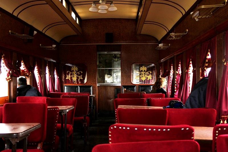 Imagen del interior de los vagones del tren del recuerdo