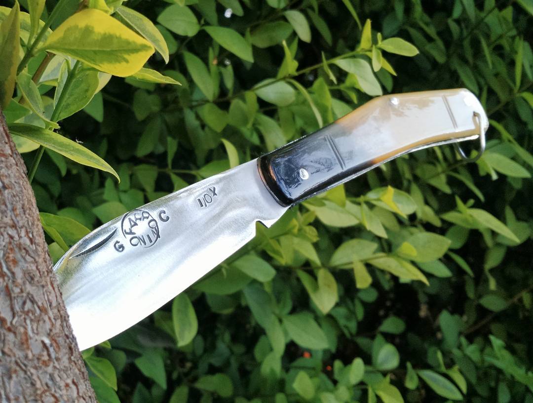 Imagen de cuchillos tradicionales de la región de O'Higgins