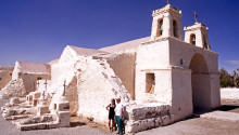 Iglesia-ChiuChiu-Calama