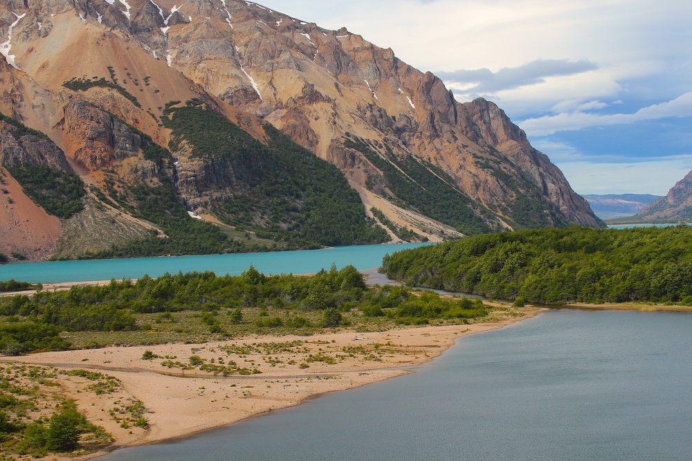 Carrete Austral : Voyages dans la verte Patagonie du Chili