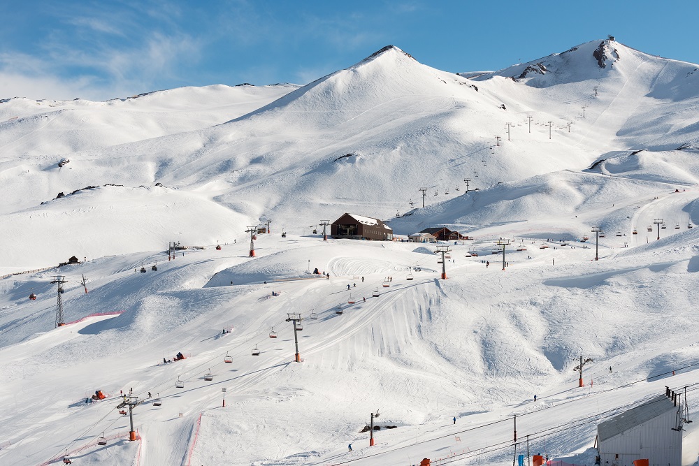 Temporada de nieve en Chile en los centros de ski en Santiago