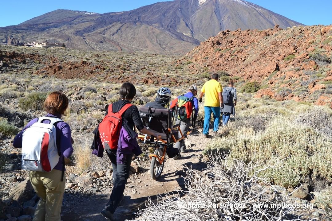 Futaleufú- imagen de un grupo de trekking inclusivo